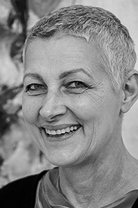 enos-Autorin Angelika Deutsch