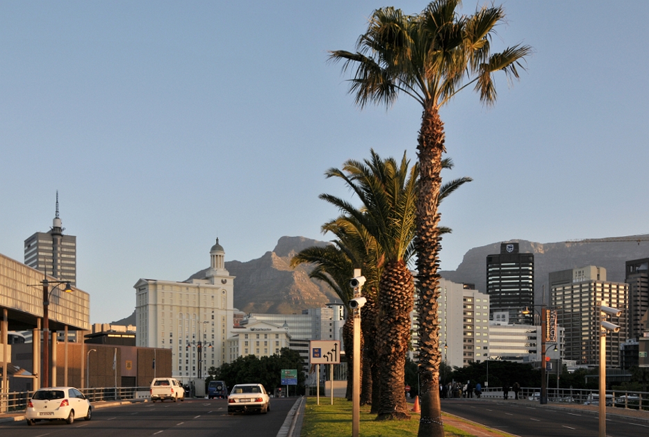 Südafrika, Cape Town, Blick von der Waterfront auf die Stadt (2012)