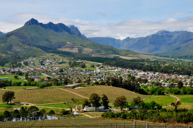 Südafrika, Stellenbosch, Glenelly Winery, Blick auf Stellenbosch & Stellenbosch Mountains (2012)