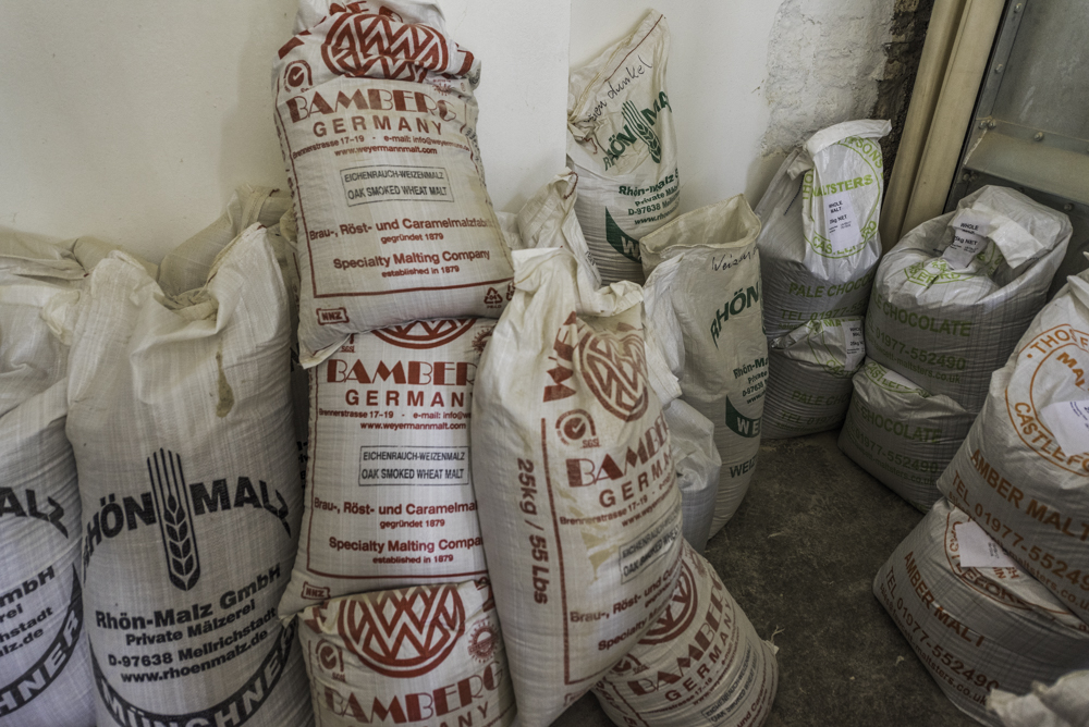Vormann-Brauerei, Hagen, Malze warten darauf, zu Bier gebraut zu werden