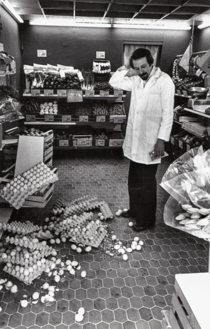 Deutschland, Frankfurt, Zerbrochene Eier (1977)