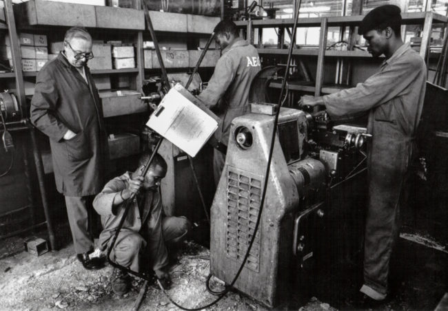 Südafrika, Johannesburg, Arbeiter bei AEG - (1978)