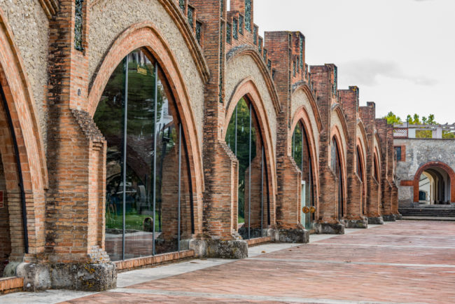 Spanien, Katalonien, Sant Sadurnì d’Anoia, Codorniú, Modernisme-Architektur, Puig i Cadafalch - (2017)