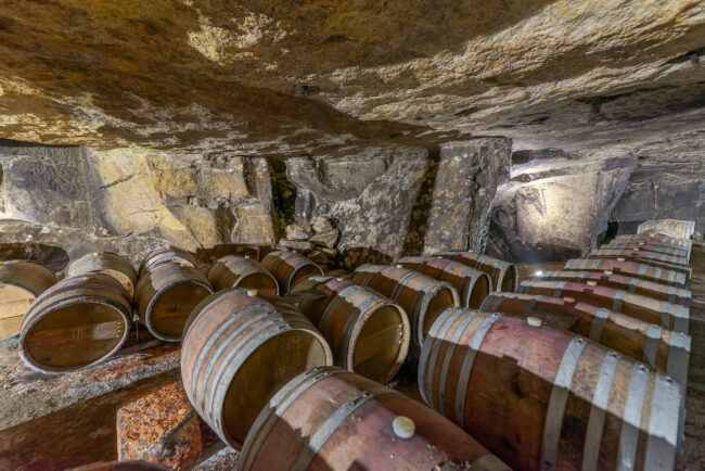 Frankreich, Loire, Saint Cyr en Bourg, Cave Troglo von Arnaud Lambert